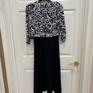 Jessica Howard 2 Piece Womans Dress Set Black And White Size 6